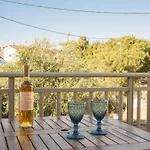 Apartamento Luxury Gem Overlooking The Church, 150m From