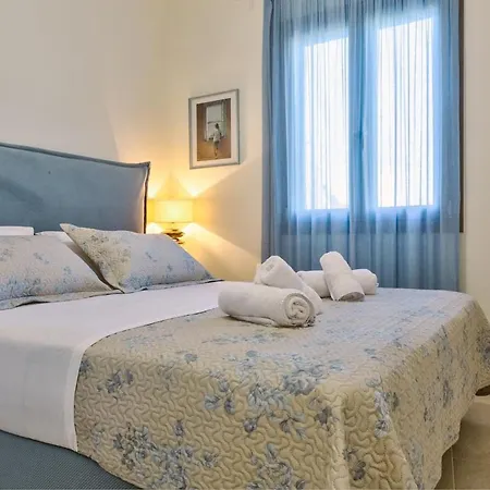 Luxury Gem Overlooking The Church, 150m From *