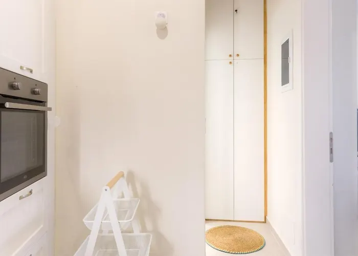 Appartement Luxury Gem Overlooking The Church, 150m From *