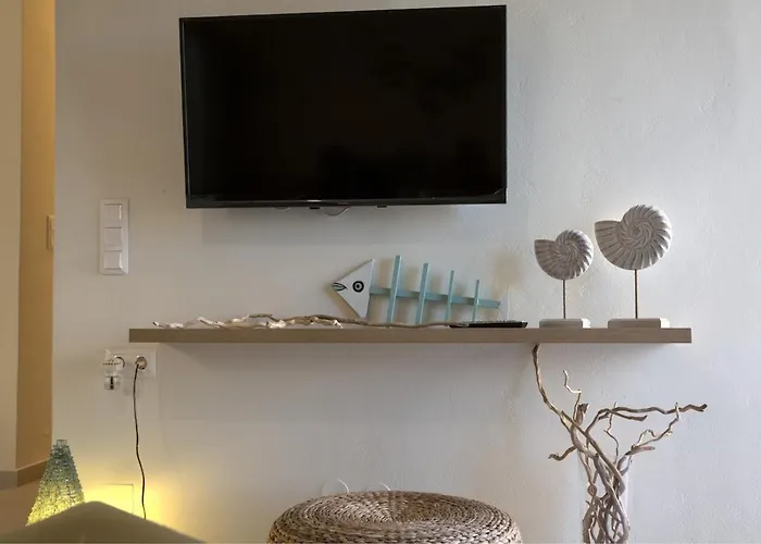 Luxury Gem Overlooking The Church, 150m From * Χερσόνησος