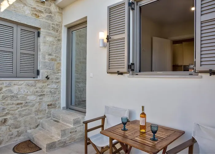 Luxury Gem Overlooking The Church, 150m From Chersonissos