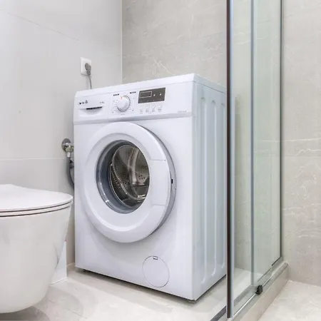 Luxury Gem Overlooking The Church, 150m From